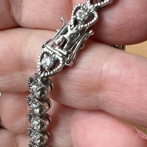 925 STERLING SILVER CZ CUBIC ZIRCONIA HEART SHAPE TENNIS BRACELET ROMANTIC LOVE